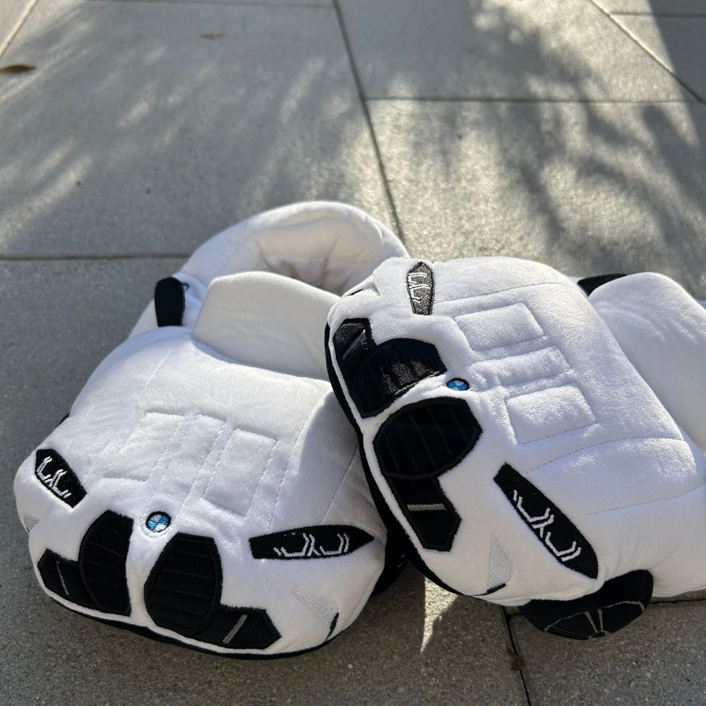 M3 Hausschuhe - CarSlipperz