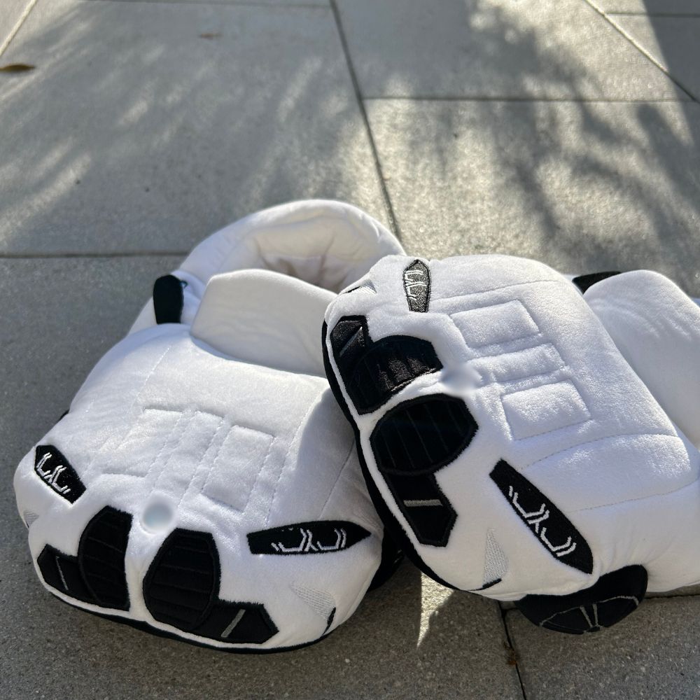 M3 Hausschuhe - CarSlipperz